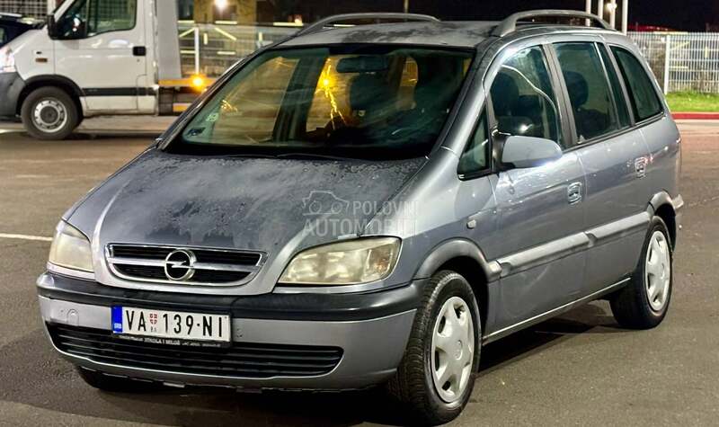 Opel Zafira 
