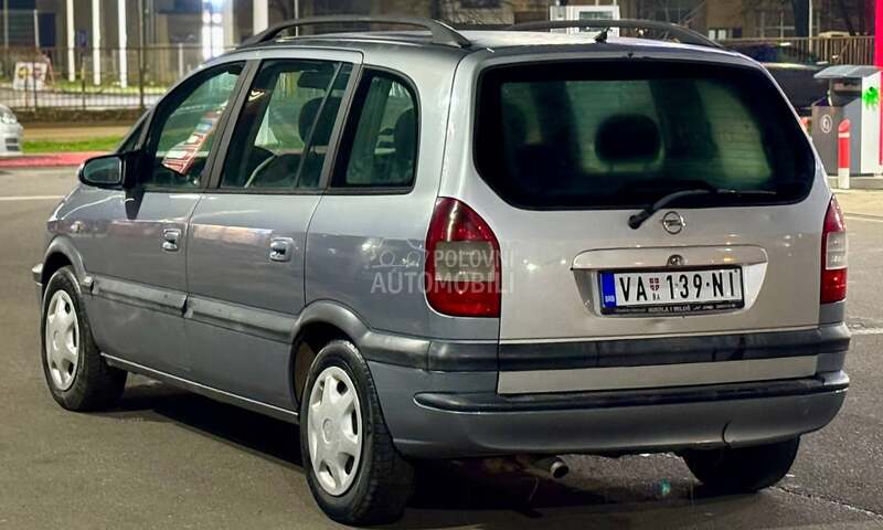 Opel Zafira 