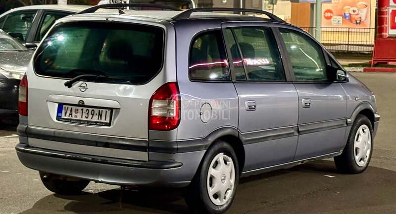 Opel Zafira 