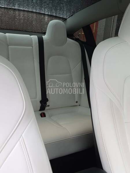 Tesla Model 3 long range