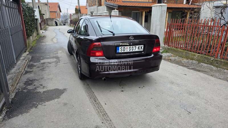 Opel Vectra B 