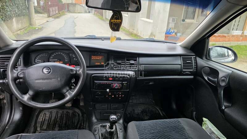 Opel Vectra B 