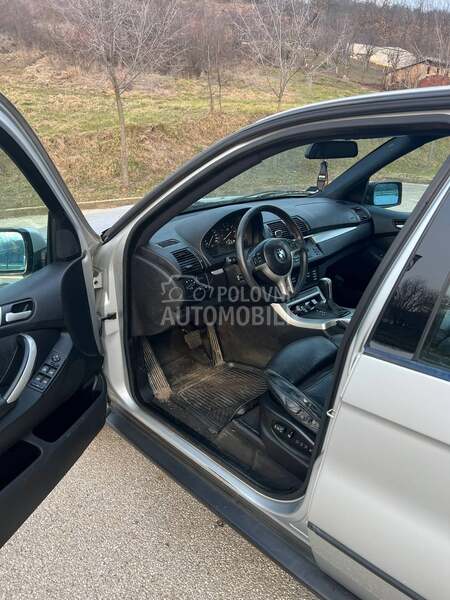 BMW X5 e53