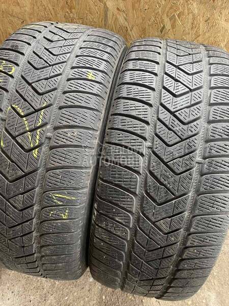Pirelli 255/55 R18 Zimska