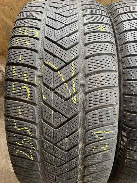 Pirelli 255/55 R18 Zimska