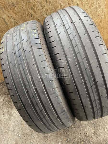 Goodyear 215/60 R17 Letnja