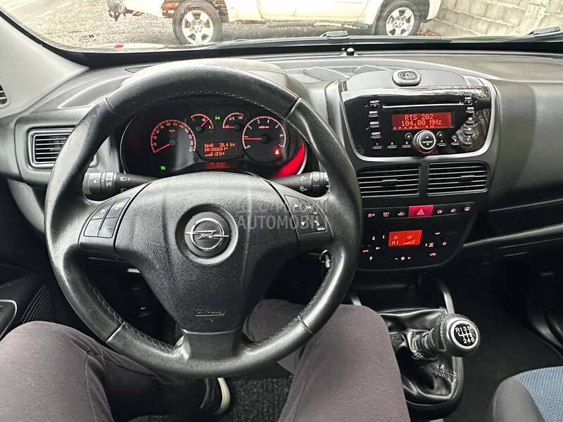 Opel Combo 1.4T metan Ch