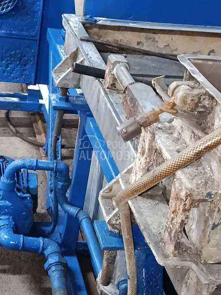 Masina-exstruder za pe regenerat