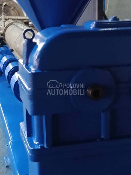 Masina-exstruder za pe regenerat