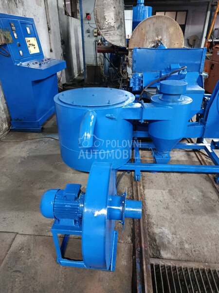 Masina-exstruder za pe regenerat