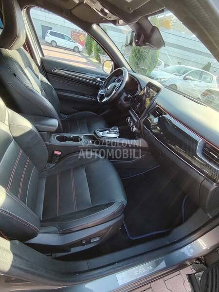 Renault Megane Conquest 1.6 E-Tech 145 BOSE