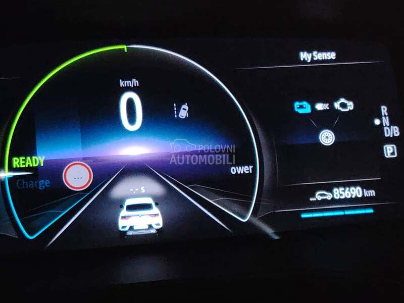 Renault Megane Conquest 1.6 E-Tech 145 BOSE