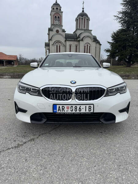 BMW 330 330i