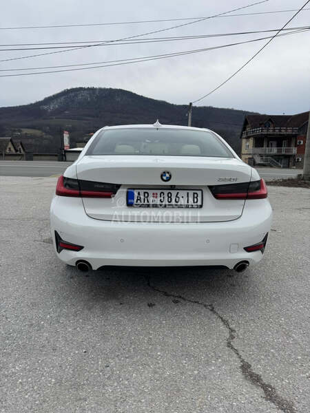 BMW 330 330i