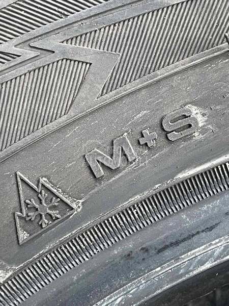 Goodyear 235/55 R18 Zimska