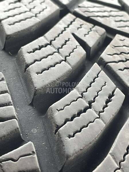 Goodyear 235/55 R18 Zimska