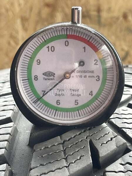 Goodyear 235/55 R18 Zimska