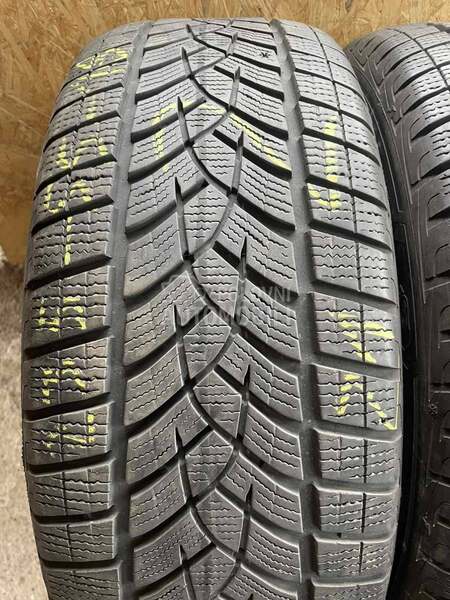 Goodyear 235/55 R18 Zimska
