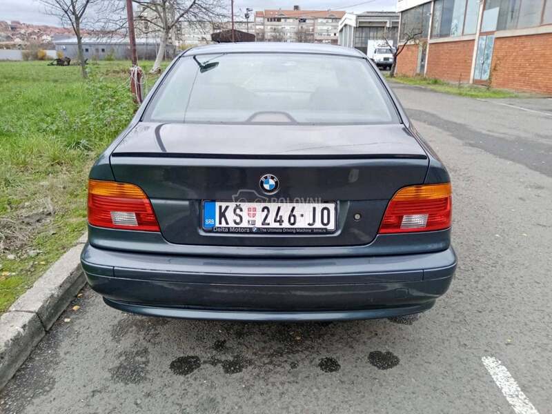 BMW 520 