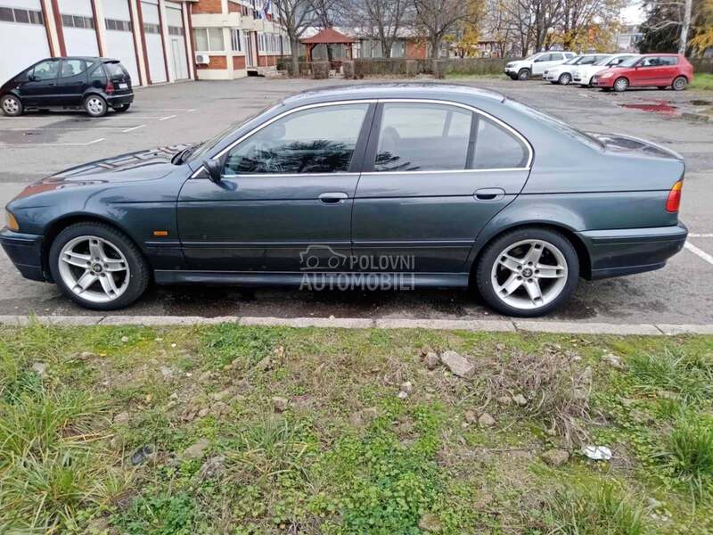 BMW 520 