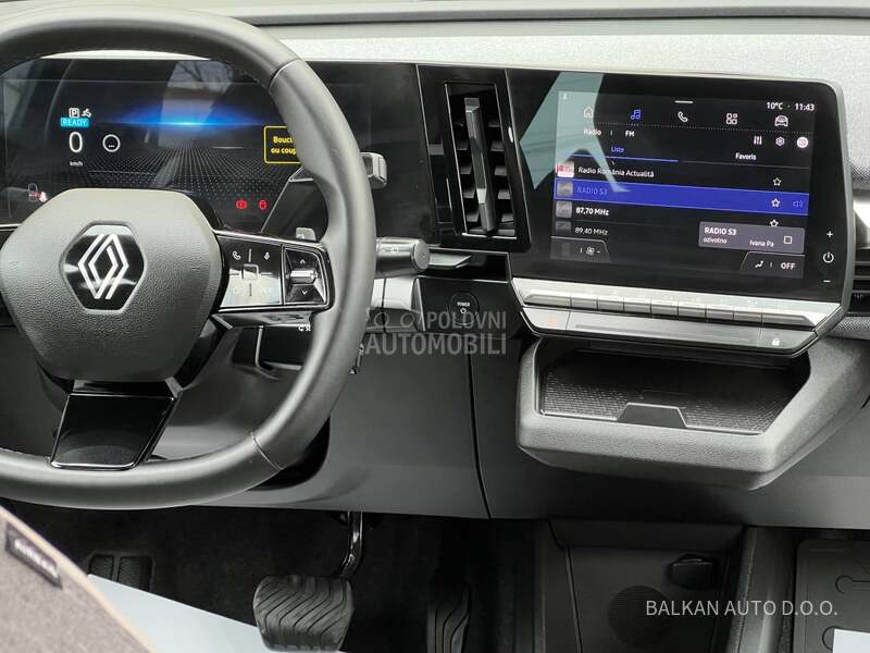Renault Megane E-TECH/POKLON PUNJAČ