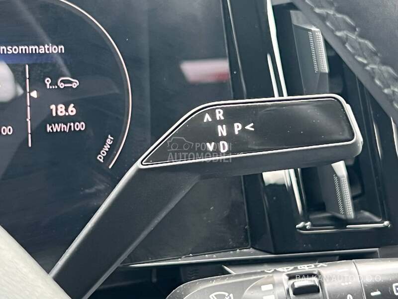 Renault Megane E-TECH/POKLON PUNJAČ