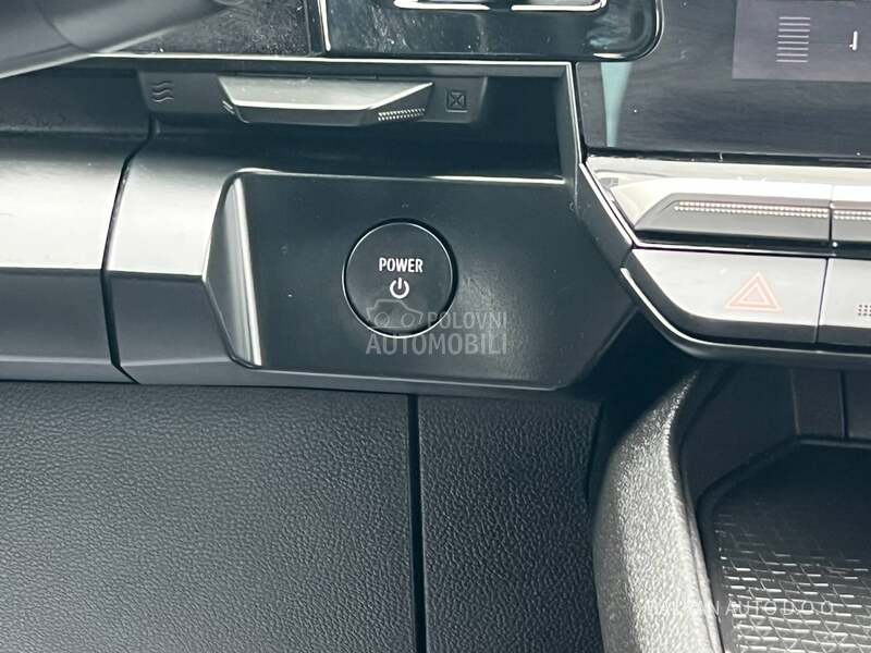 Renault Megane E-TECH/POKLON PUNJAČ