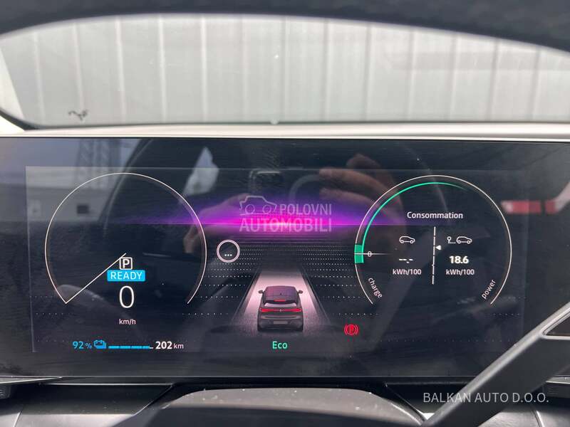 Renault Megane E-TECH/POKLON PUNJAČ