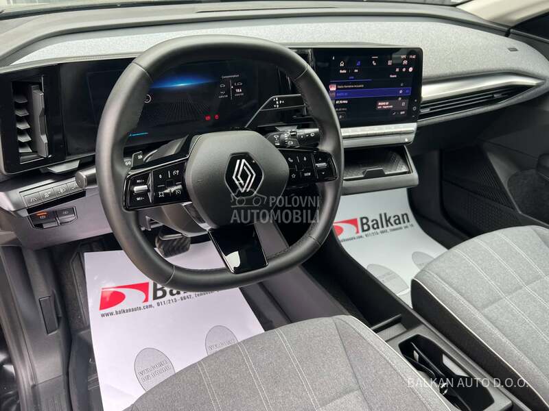 Renault Megane E-TECH/POKLON PUNJAČ