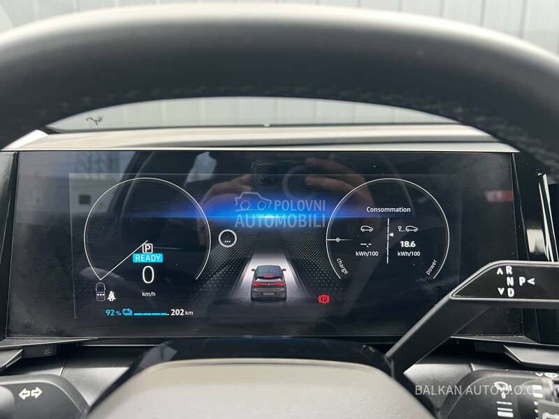 Renault Megane E-TECH/POKLON PUNJAČ