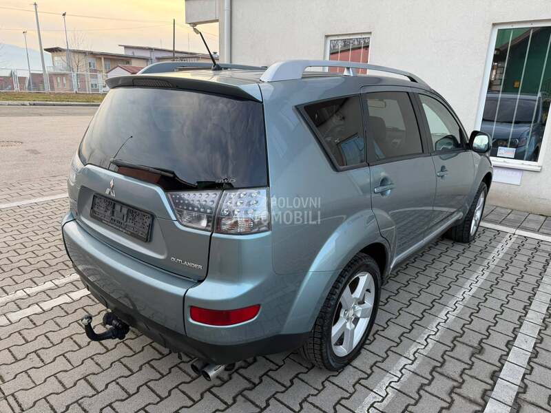 Mitsubishi Outlander 