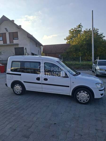 Opel Combo 