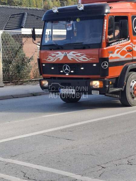 Mercedes Benz 1317