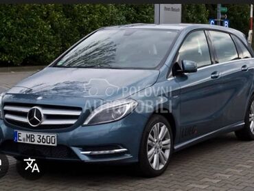 Mercedes Benz B Klasa 2011. god. -  kompletan auto u delovima