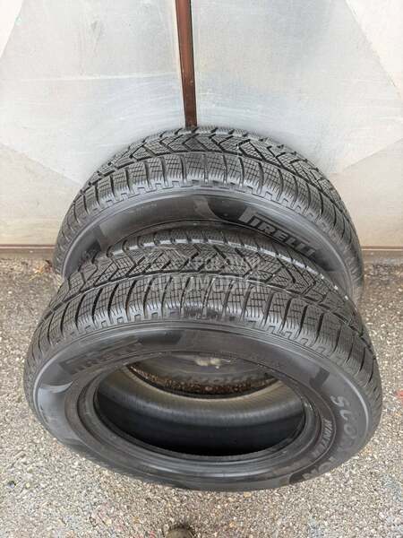 Pirelli 215/65 R16 Zimska