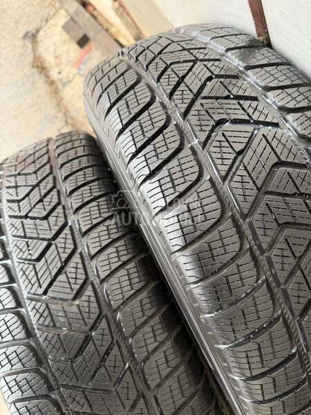 Pirelli 215/65 R16 Zimska