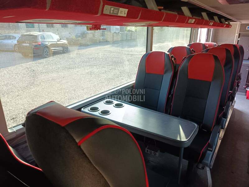 Vanhool TDX27 ASTROMEGA