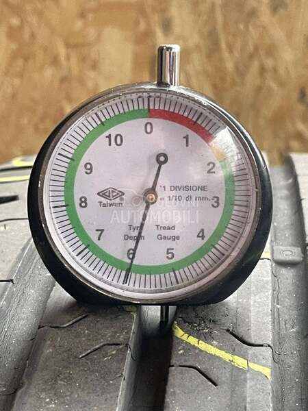 Continental 215/60 R16 Letnja