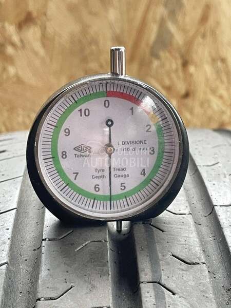 Continental 215/60 R16 Letnja