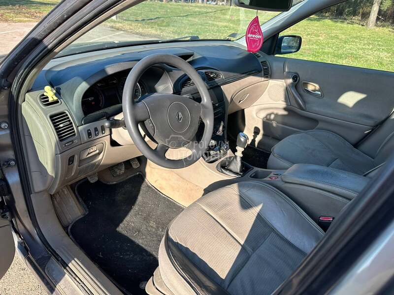 Renault Laguna 
