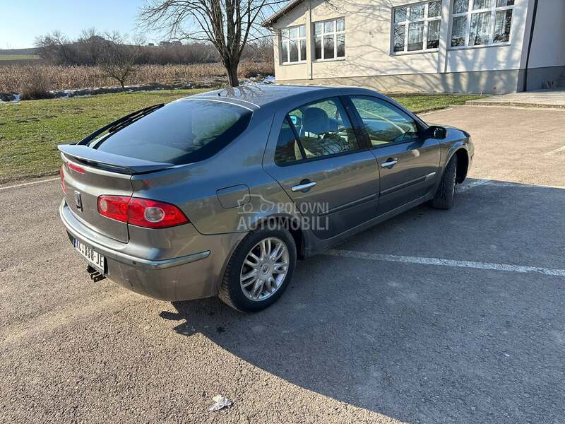 Renault Laguna 