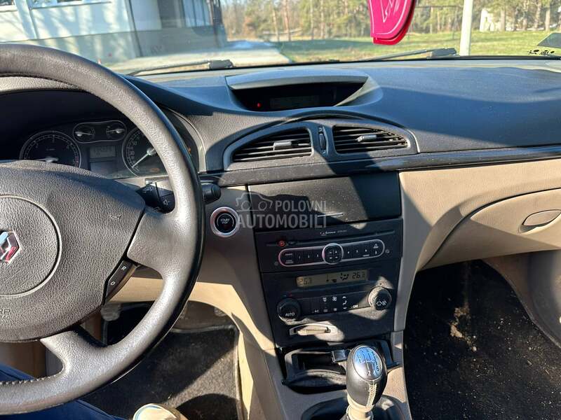 Renault Laguna 