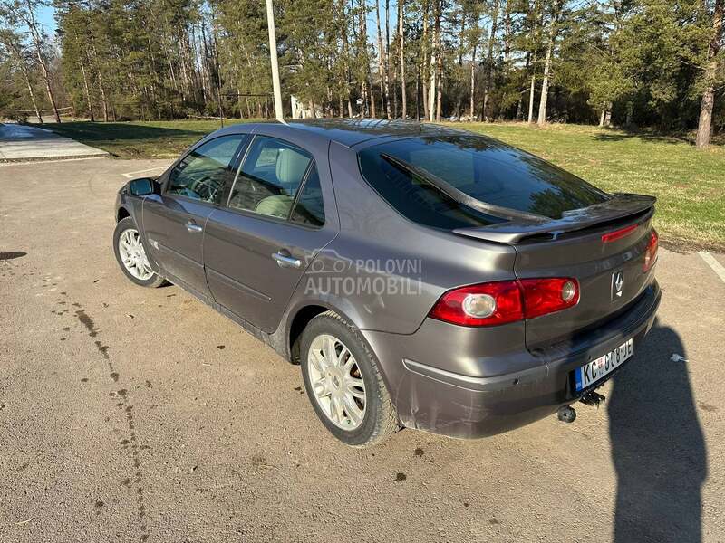 Renault Laguna 