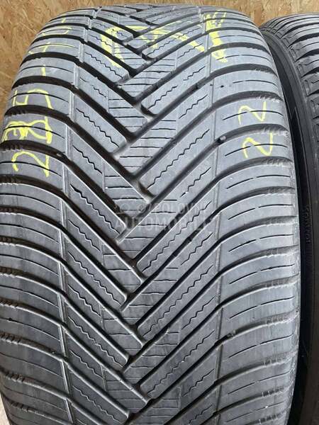Hankook 235/40 R19 Sve sezone
