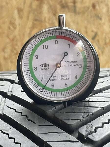 Hankook 235/40 R19 Sve sezone