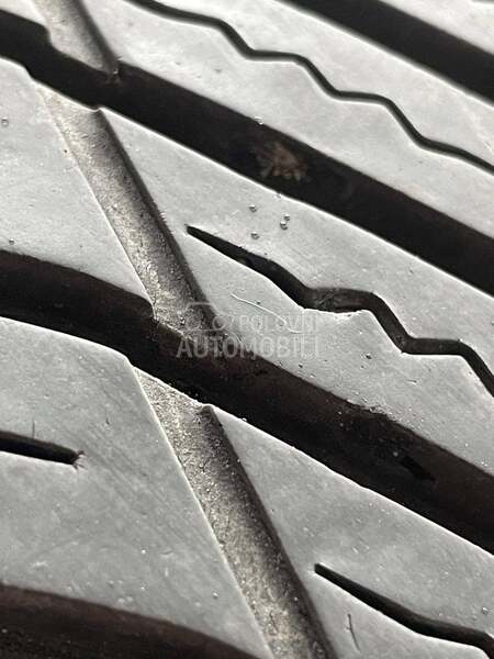 Hankook 235/40 R19 Sve sezone