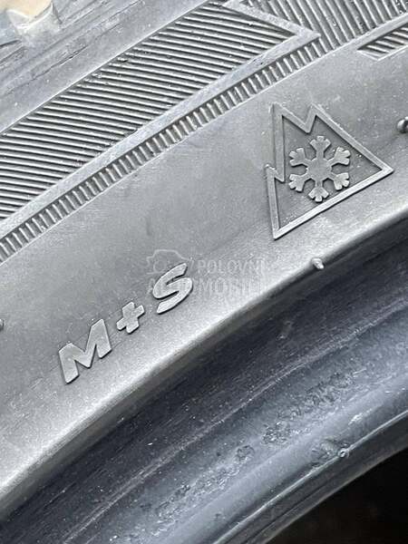 Hankook 235/40 R19 Sve sezone