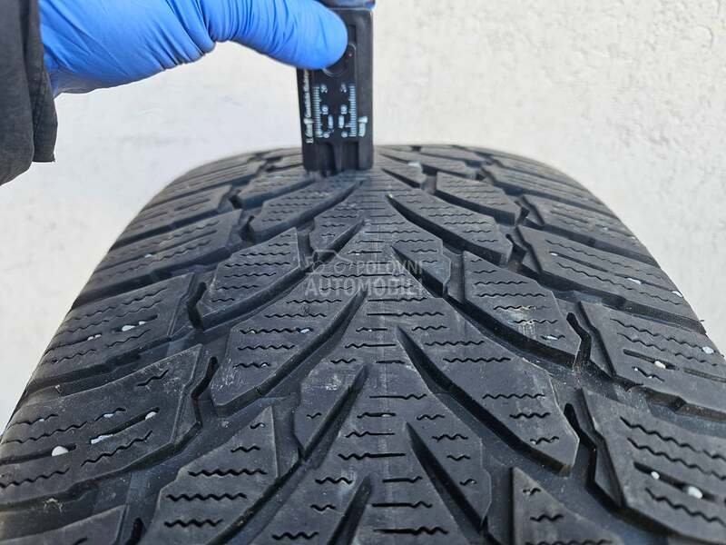Nokian 235/50 R19 Zimska