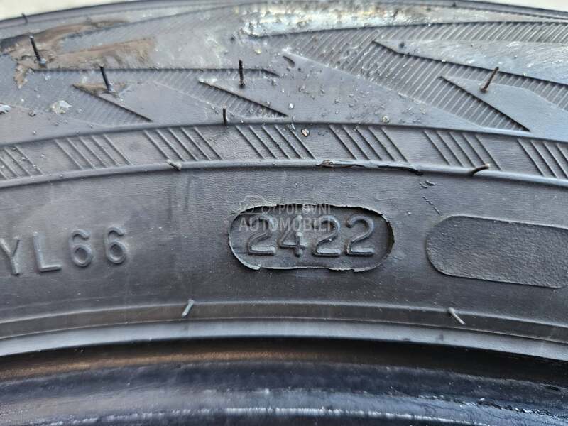 Nokian 235/50 R19 Zimska