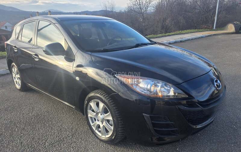 Mazda 3 1.6b CH